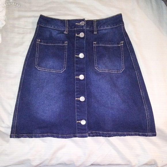 Soft Sturdy Denim Mini Skirt - Picture 2 of 5
